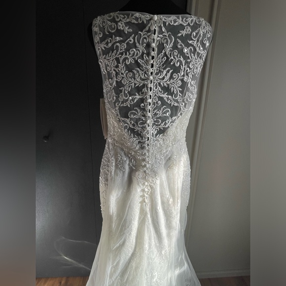 Galina SZ 10 Ivory Illusion V-Neck Wedding Dress with Embellishment STYLE SWG675 - Picture 10 of 16